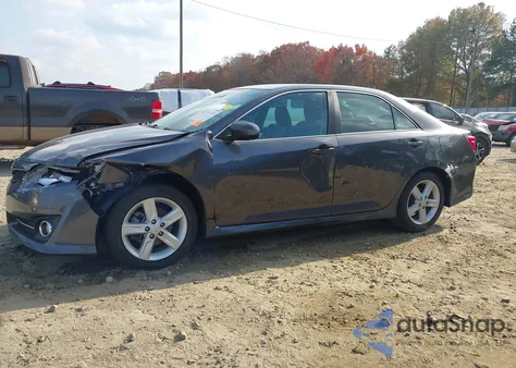 2012 Toyota Camry Se z USA, uszkodzony, nr VIN 4T1BF1FK1CU180698